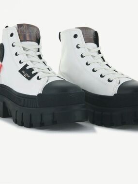 NWT Palladium Women's White Black Revolt Hi TX, Size 10